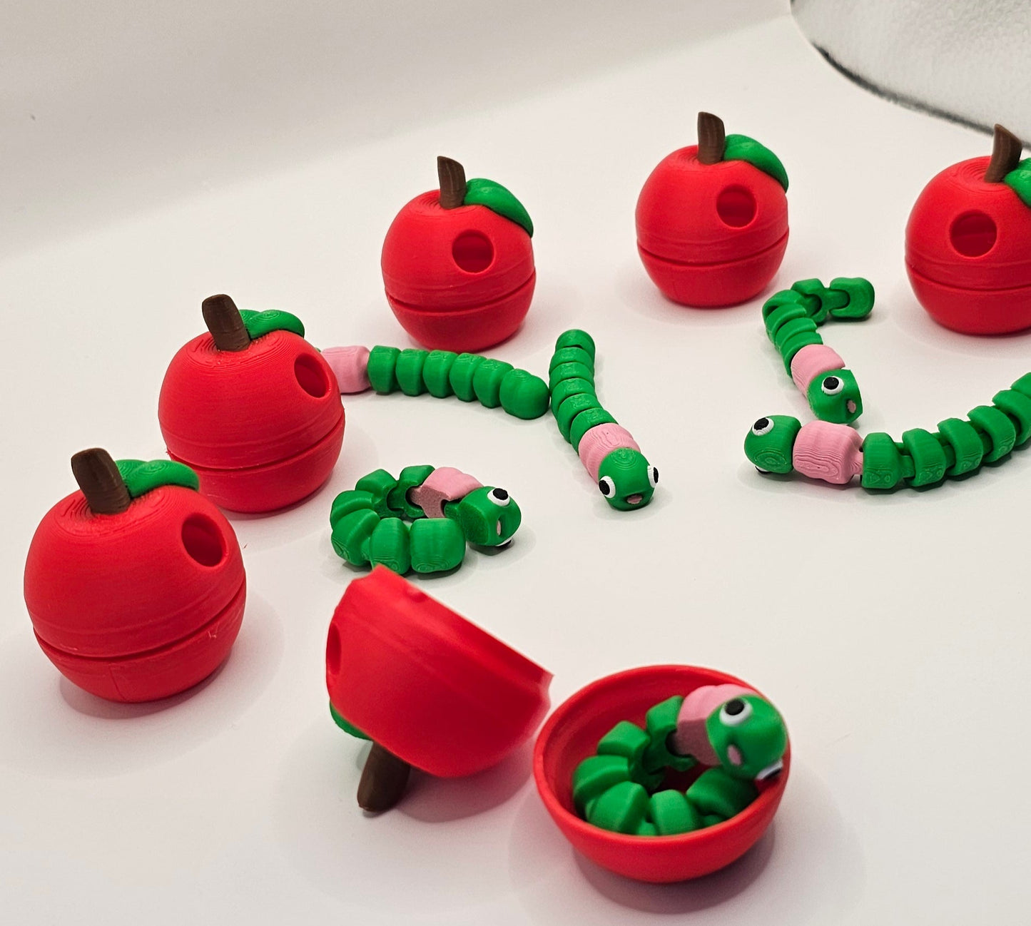 Worms with Apple