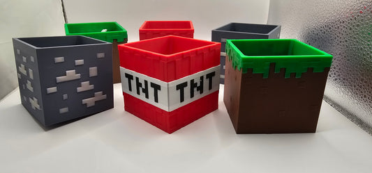 Minecraft inspired containers