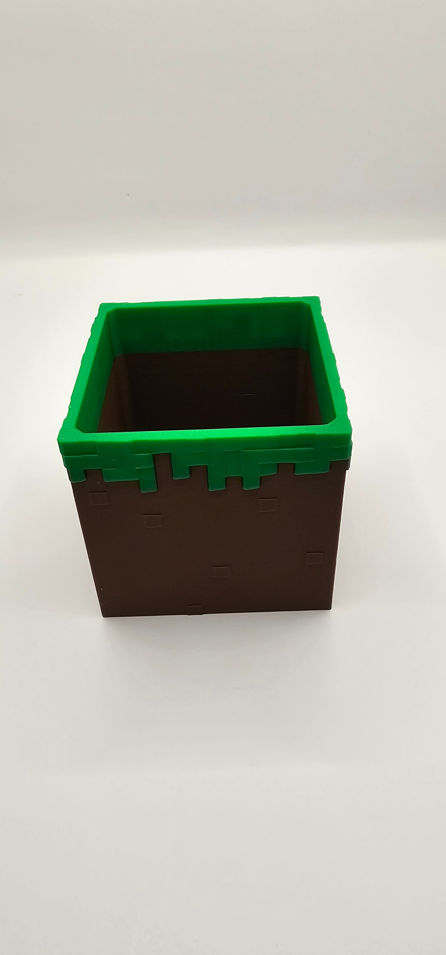 Minecraft inspired containers