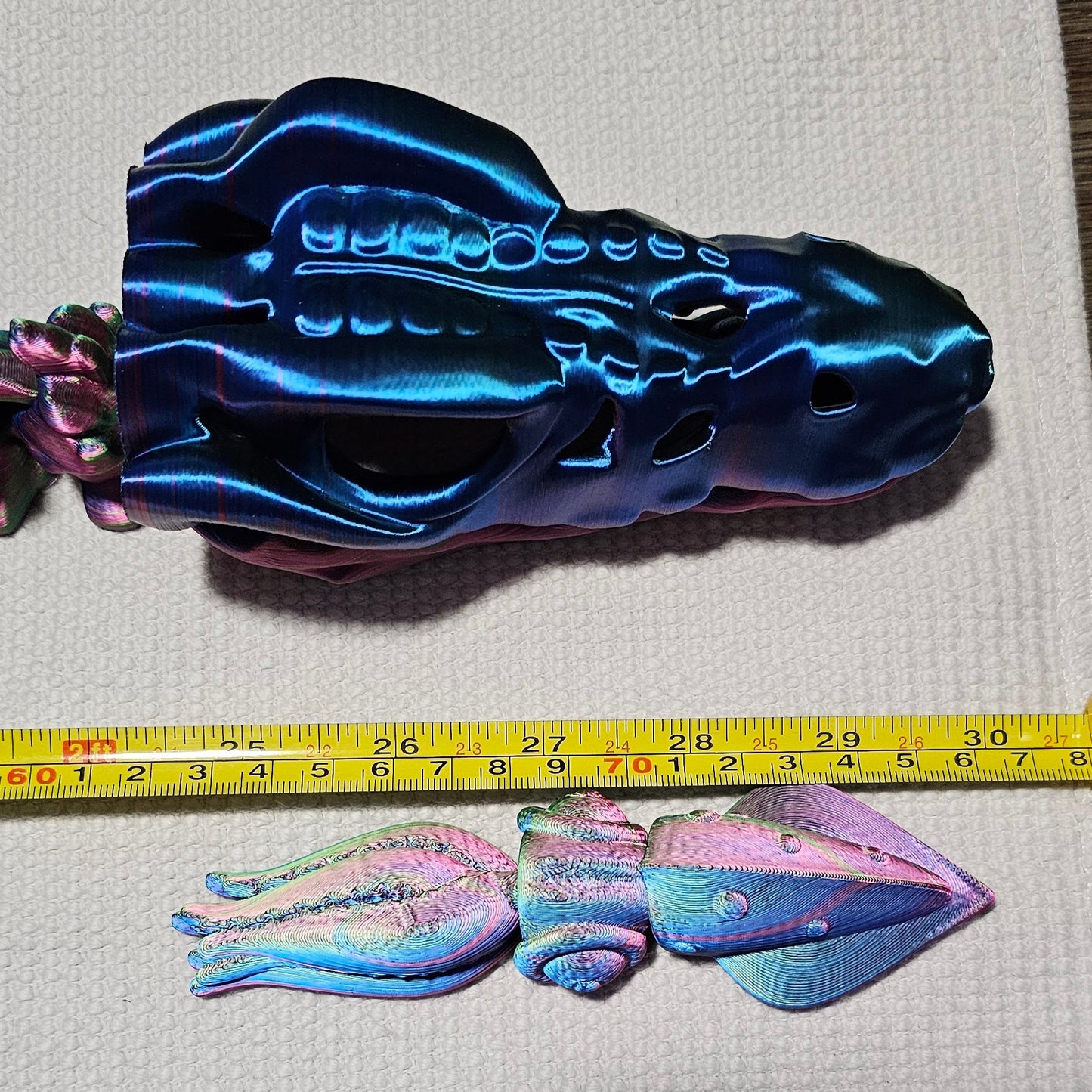 Mosasaurus with Squid Snack - Large