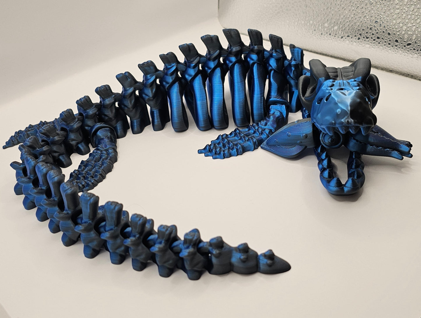 Mosasaurus with Squid Snack - Medium