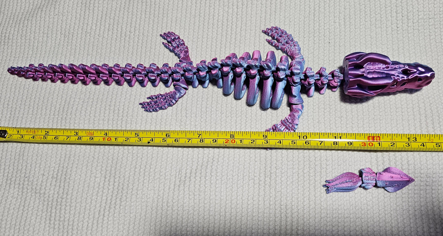 Mosasaurus with Squid Snack - Small