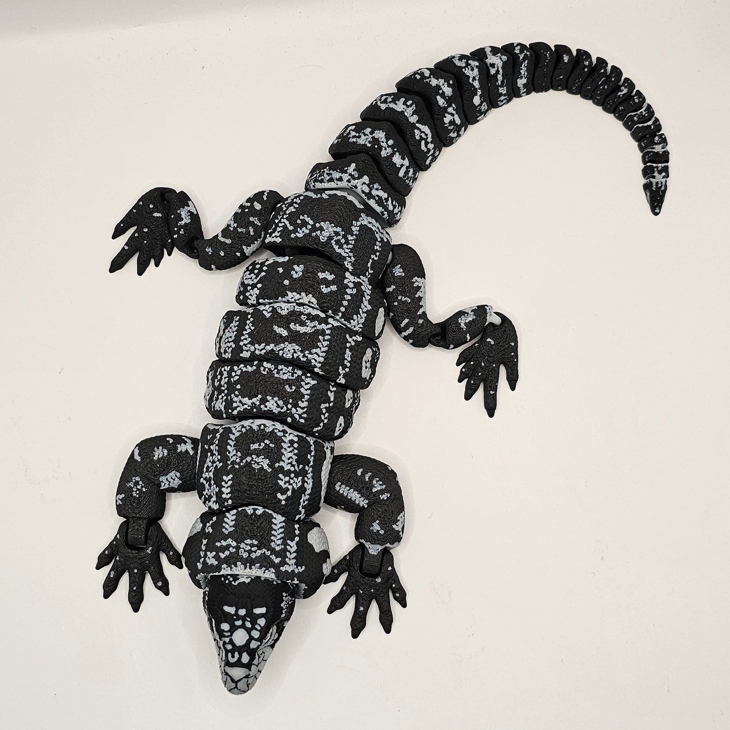 Larger Realistic Looking Black and White Lizard