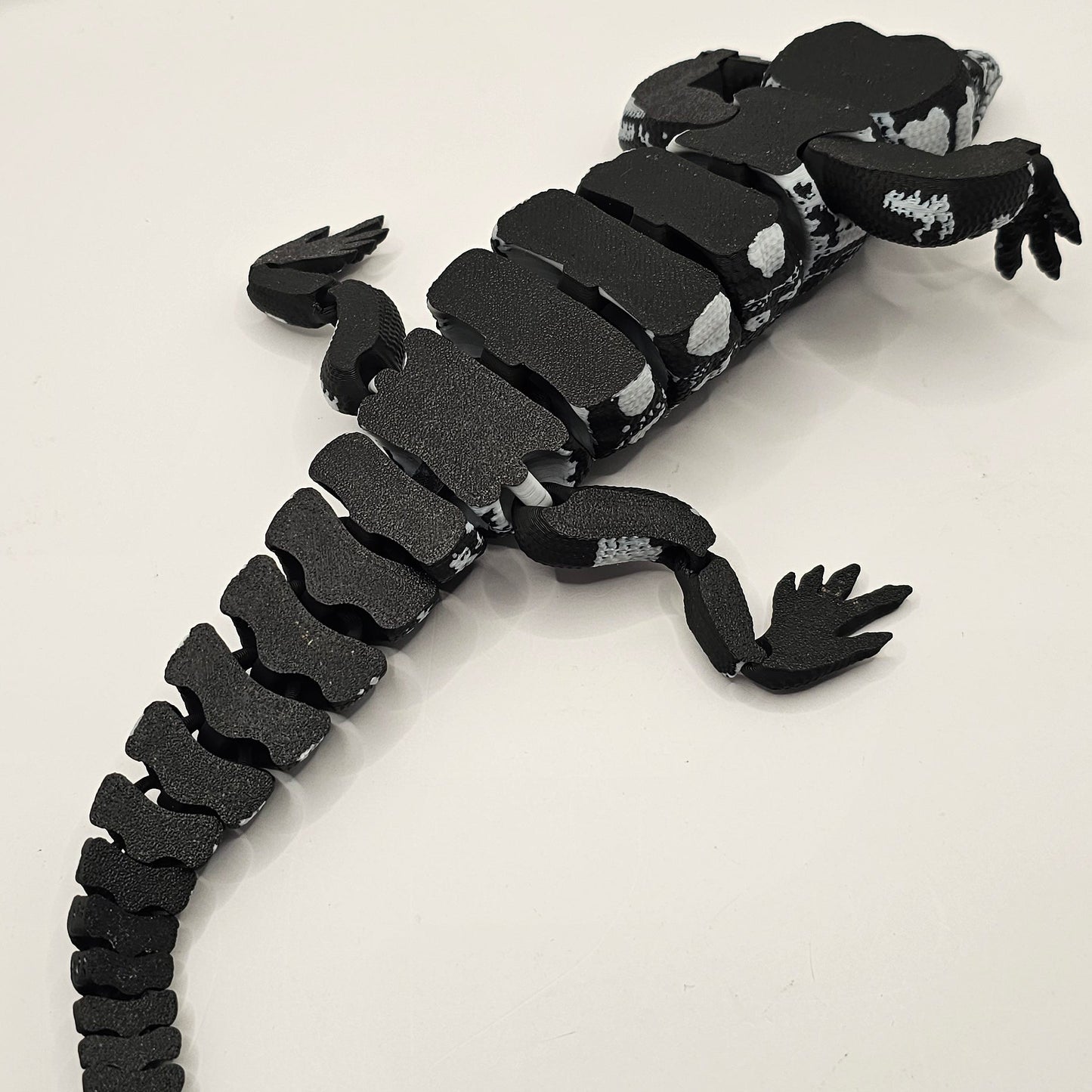 Larger Realistic Looking Black and White Lizard
